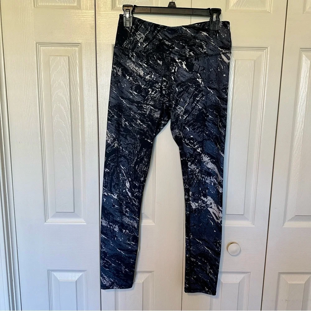 RBX Black and Gray Women’s marble-pattern High-Rise Leggins Size Medium
